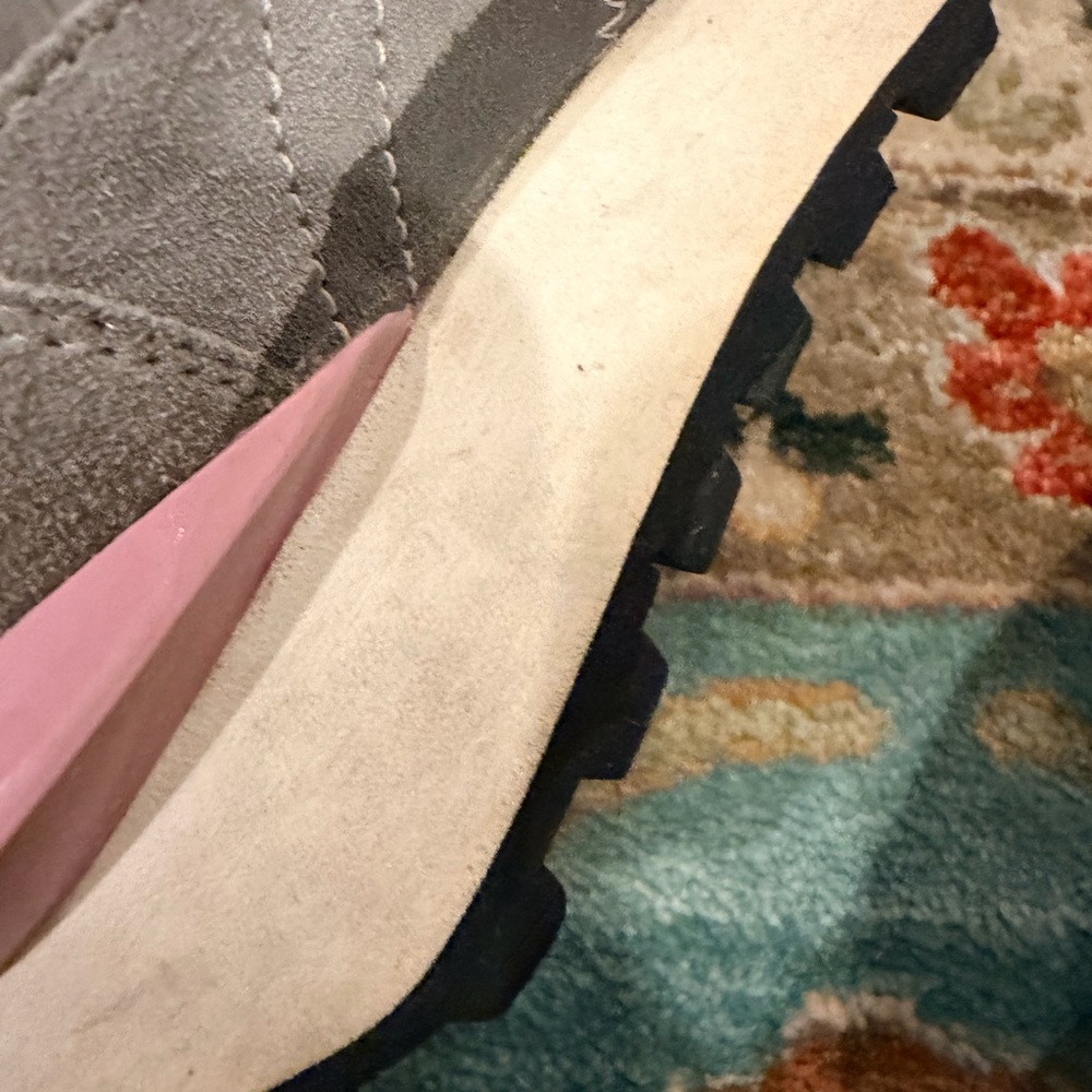 Voile Blanche Gray and Pink Women's Sneakers - Picture 11 of 11